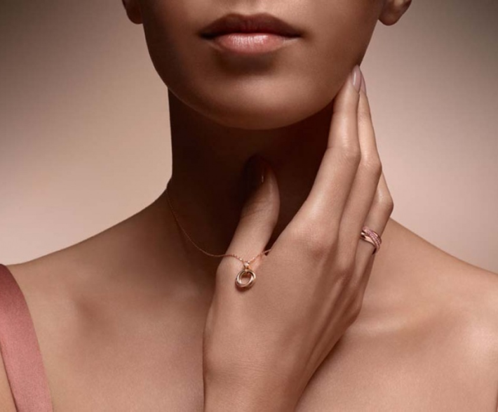 img-woman